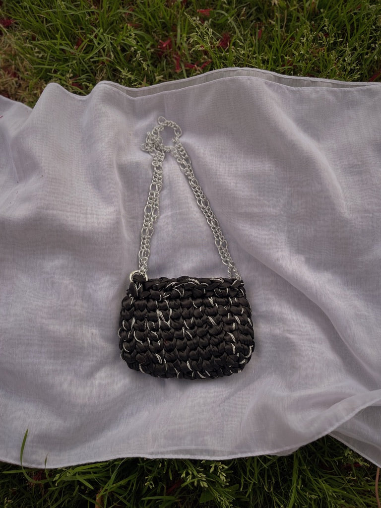 Black Lace Beautyđź–¤